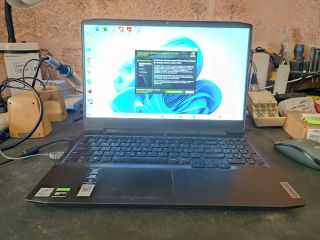 LAPTOP LENOVO  GAMER